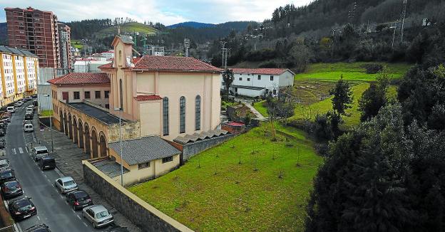 Vista de los terrenos de la Congregación de Monjas Concepcionistas de Ipurua, vacío desde 2009.