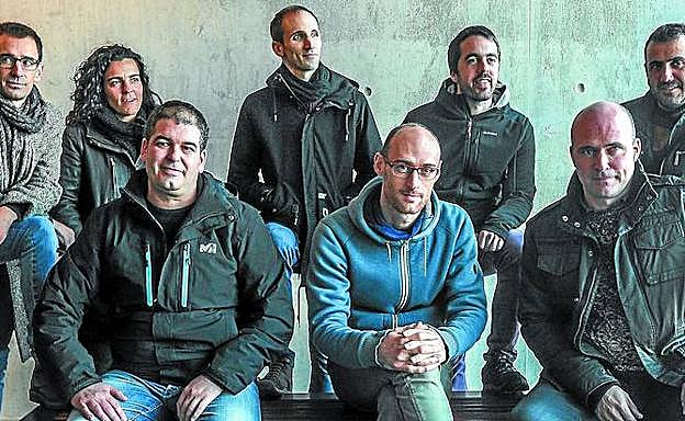 Zortzi finalistak, Elortza, Lujanbio, Agirre, Colina, Arzallus, Gaztelumendi, Mendiluze eta Sarriegi.