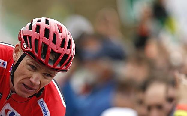 Froome, en la llegada a Los Machucos. Al día siguiente dio positivo.