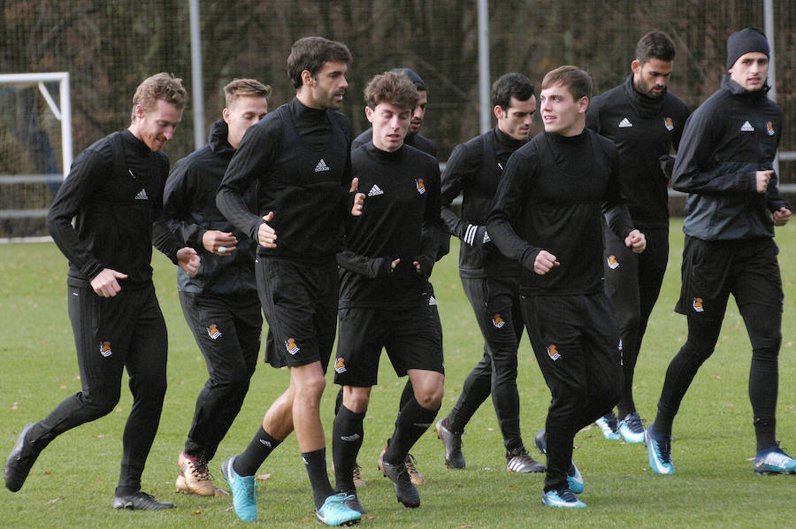 Eusebio ha citado a sus jugadores esta mañana en Zubieta para el último entrenamiento antes del debi de mañana en San Mamés contra el Athletic). 