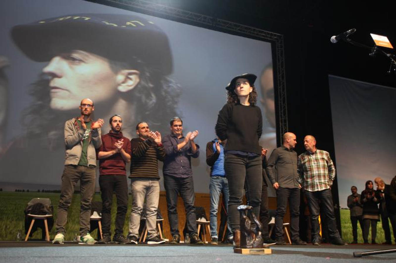 Bertsolari Txapelketa Nagusiko finala ari dira jokatzen Barakaldoko BECen.