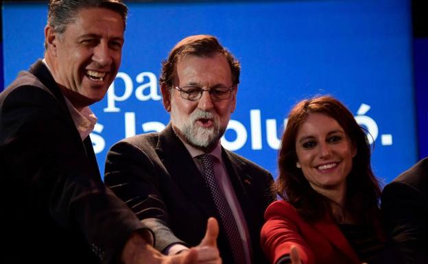 Rajoy acompañó al líder del PP catalán, Xavier García Albiol.