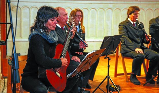 Concierto de José Ignacio Ansorena con Ana Belén García y de la Banda de Txistularis durante el pasado fin de semana. 