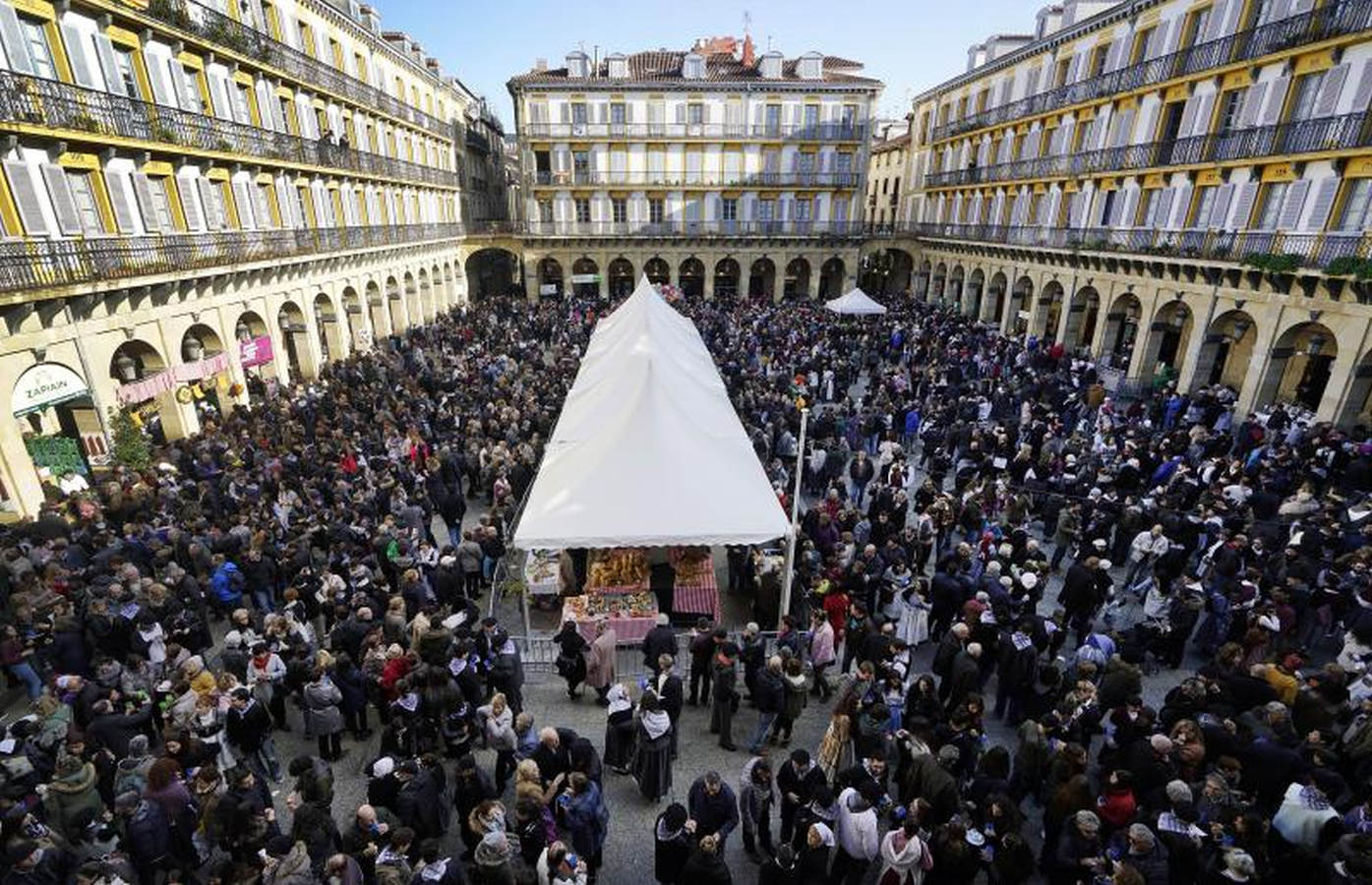 La feria de Santo Tomás de Donostia, un éxito