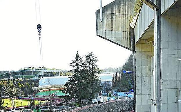 Vista de los trabajos en la zona sur, la del Miniestadio. 