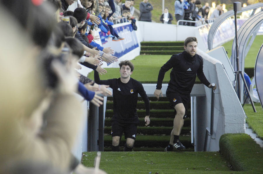 La plantilla de la Real Sociedad, se ha ejercitado este sábado por la tarde en Zubieta con las ausencias de Januzaj y De la Bella.
