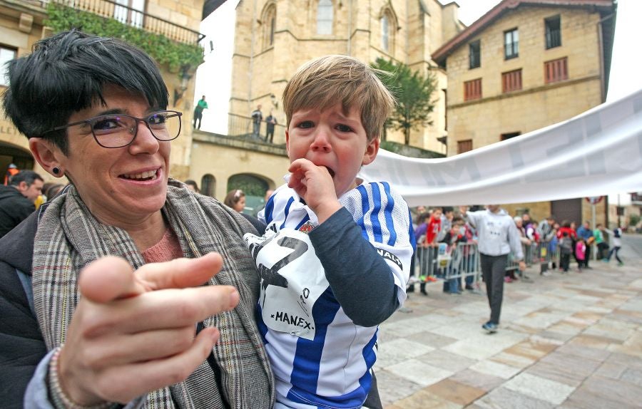 Los más pequeños se han sumado a esta sana tradición de terminar el año con una carrerita. 