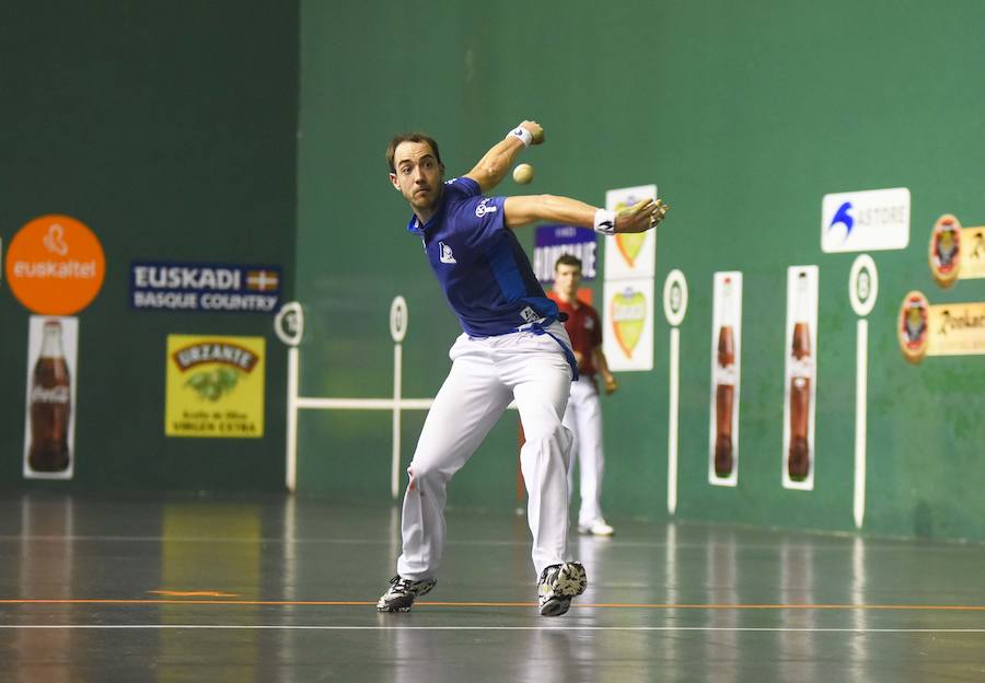 Altuna y Martija consolidan su liderato en el Campeonato de Parejas con una sufrida victoria por 22-19 ante Irribarria y Merino II cosechada este viernes en un Beotibar de Tolosa lleno.