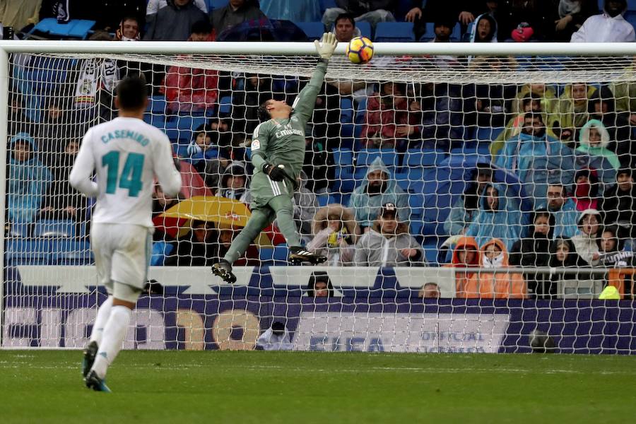 El conjunto blanco sufrió ante el Villarreal su tercera derrota de la temporada en el Santiago Bernabéu.