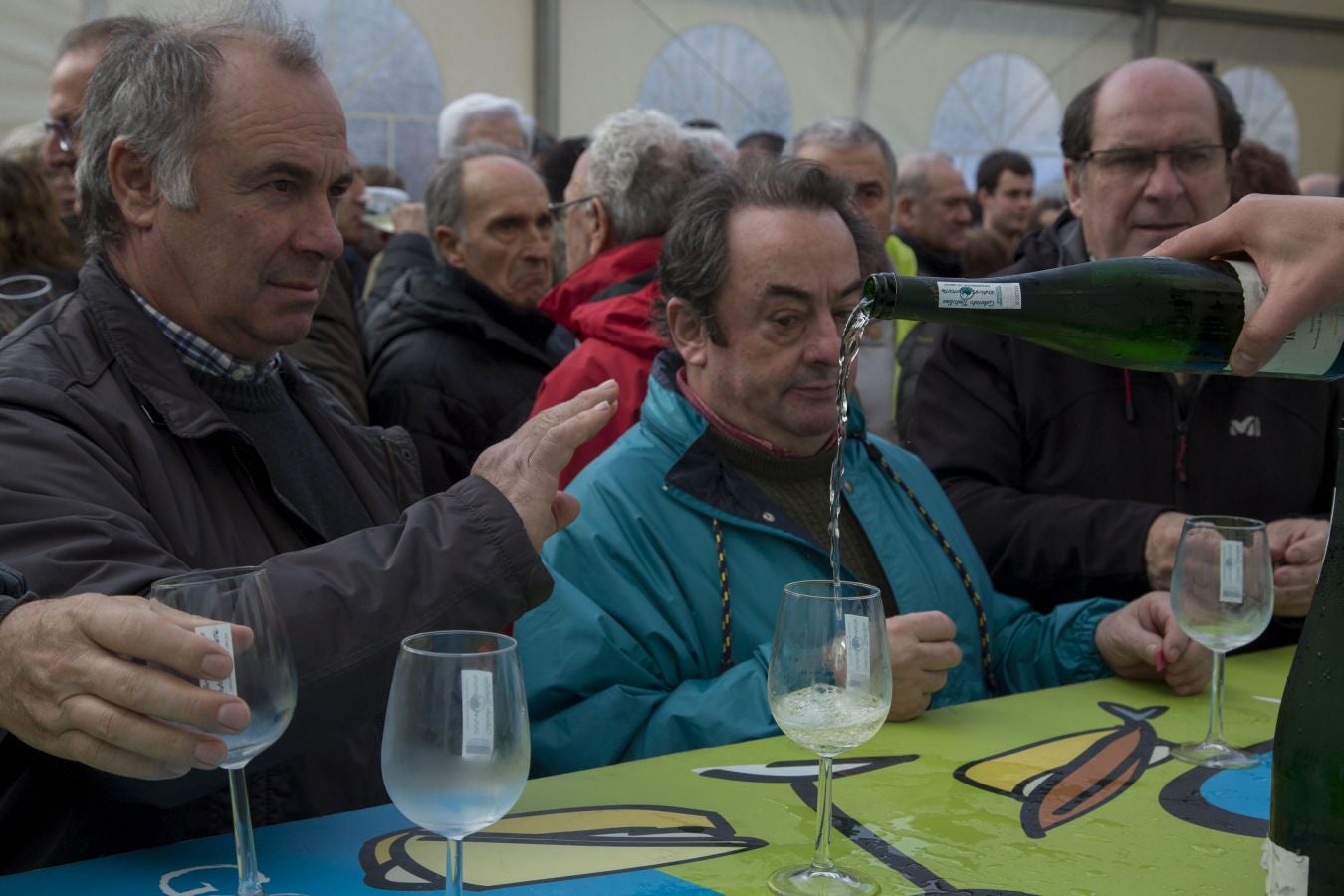 Getaria ha acogido la presentación y degustación de la nueva cosecha