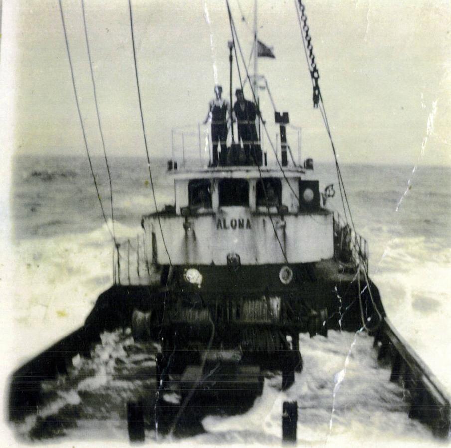 Algunos patrones y pescadores disponian de cámaras en Super 8, a veces compradas en la misma Canadá, con las que recogían detalles de su trabajo. 