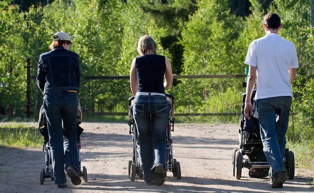 La ampliación de las ayudas por hijos beneficiará a 6.000 familias vascas desde este año