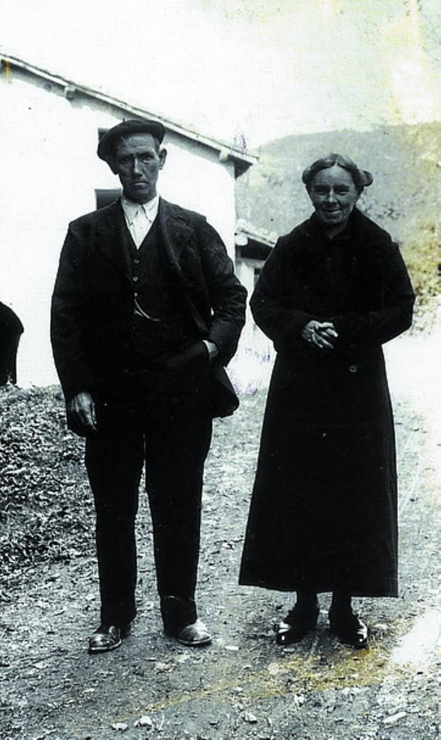 Pedro Joxe y Mari Justa.