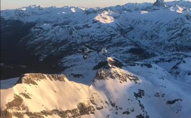 Rescatan ilesos a un montañero de Bergara y a otro navarro tras pasar la noche atrapados en un risco del Pirineo aragonés