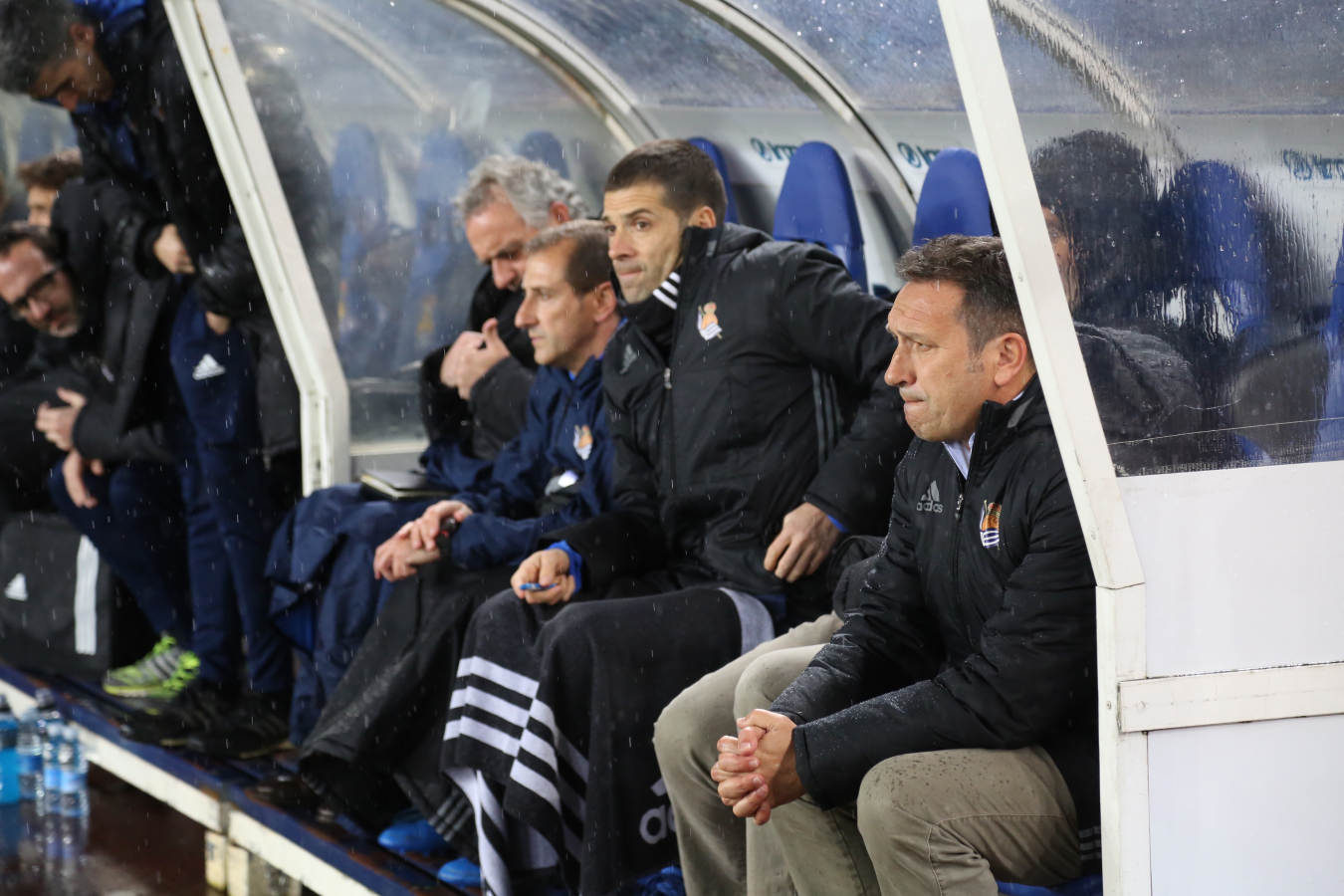 Las imágenes del partido que Real y Deportivo han disputado bajo la lluvia en el estadio de Anoeta