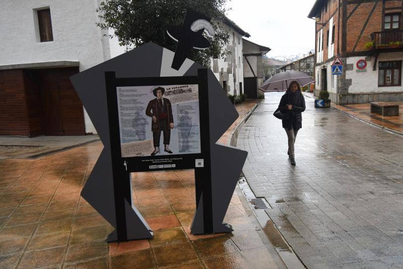 Altzo recibe emocionado la lluvia de premios. En marzo abre una oficina de turismo basada en el gigante