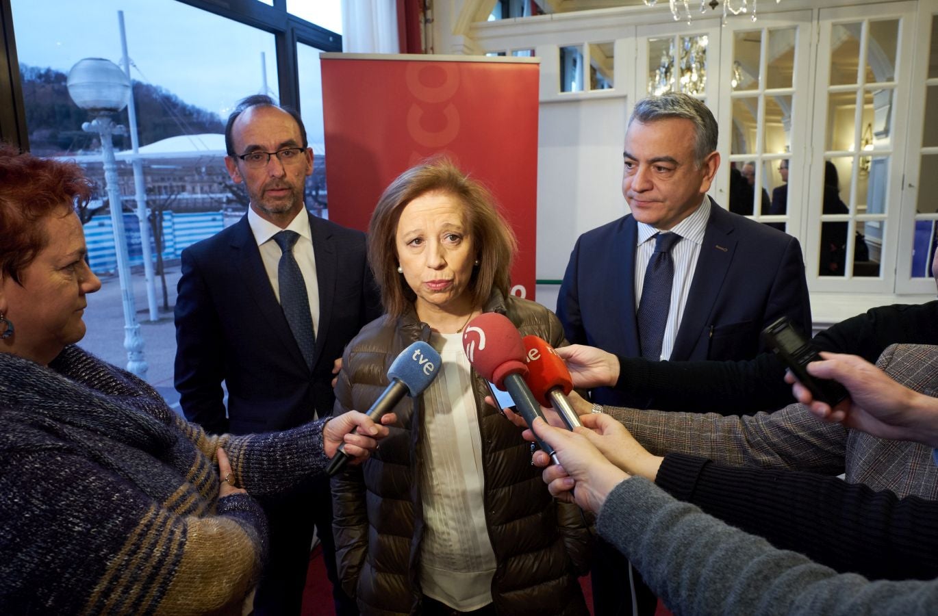 Marisa Poncela, Secretaria de Estado de Comercio, ha disertado sobre el tema 'Internacionalización y apertura de la economía vasca' en un acto organizado por EL DIARIO VASCO y el BBVA en el hotel Londres de Donostia