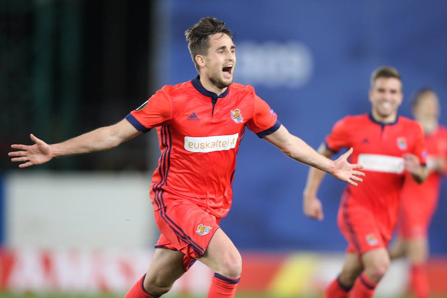 El partido entre la Real Sociedad y el Salzburgo en Anoeta, en imágenes