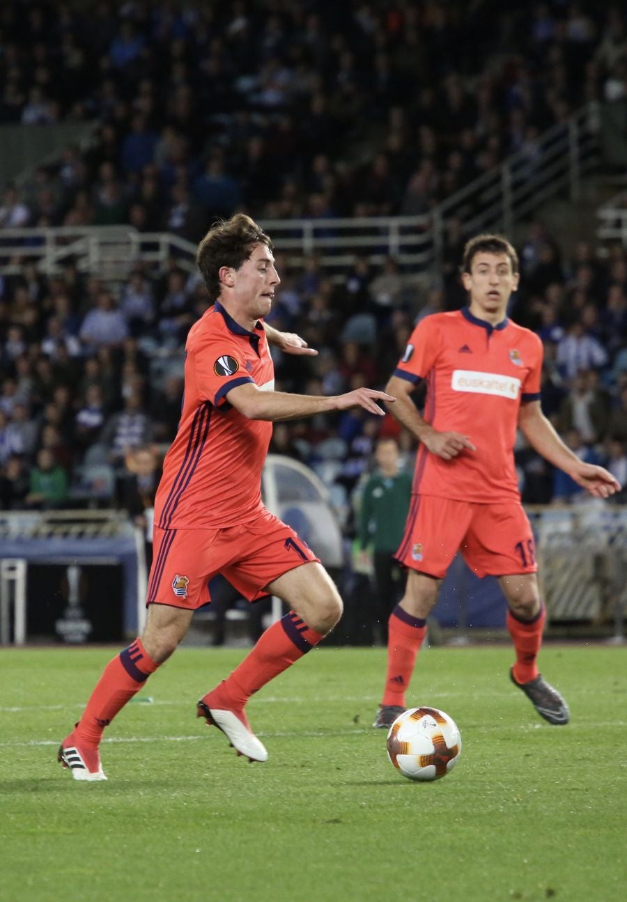 El partido entre la Real Sociedad y el Salzburgo en Anoeta, en imágenes