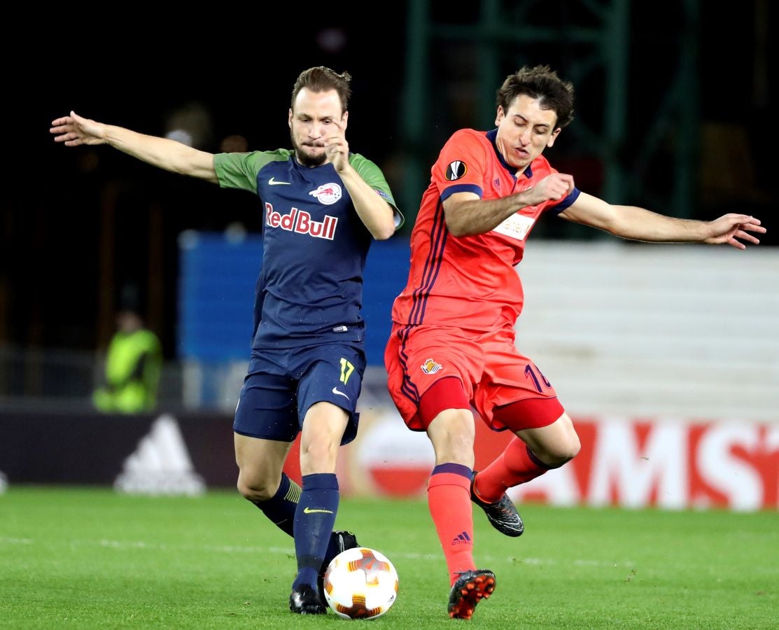 El partido entre la Real Sociedad y el Salzburgo en Anoeta, en imágenes