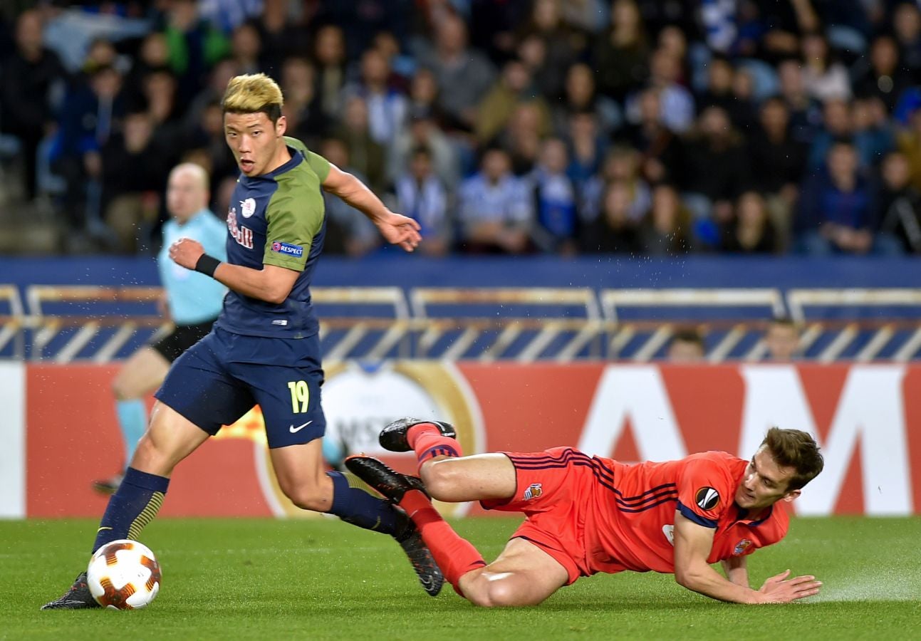 El partido entre la Real Sociedad y el Salzburgo en Anoeta, en imágenes
