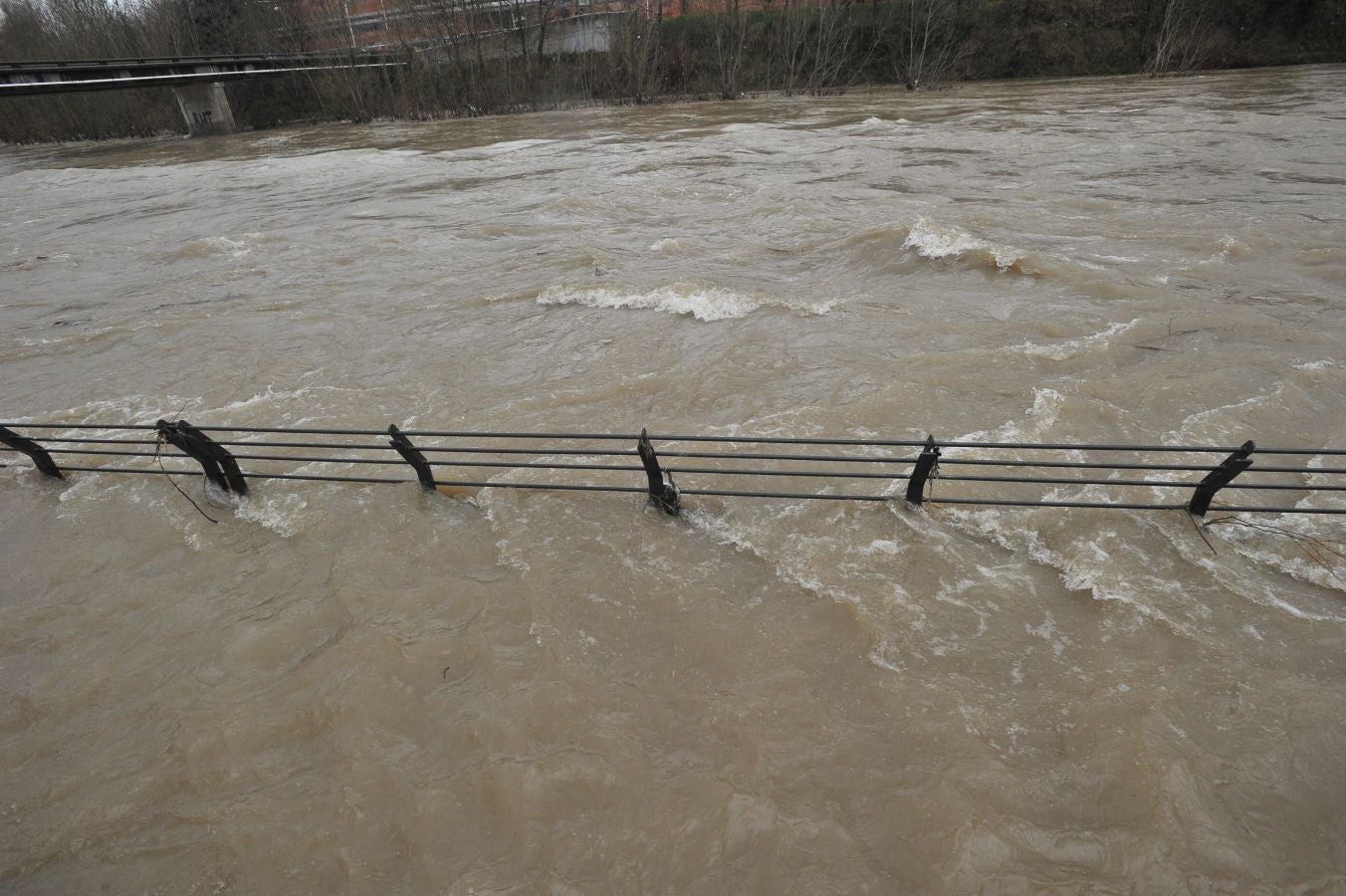 Inundaciones puntuales de los ríos guipuzcoanos tras las intensas lluvias de los últimos días. 
