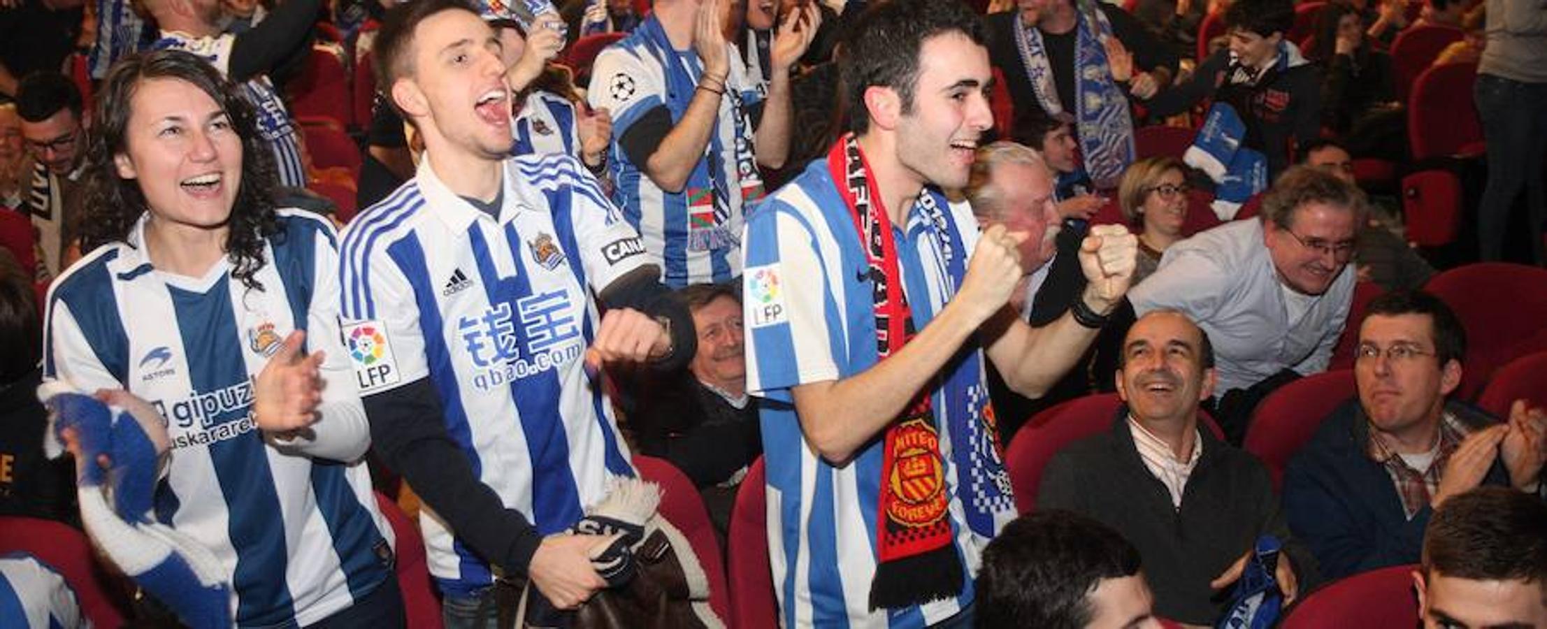 Emoción en el Salzburgo - Real Sociedad con la presencia de casi dos mil aficionados realistas en las gradas
