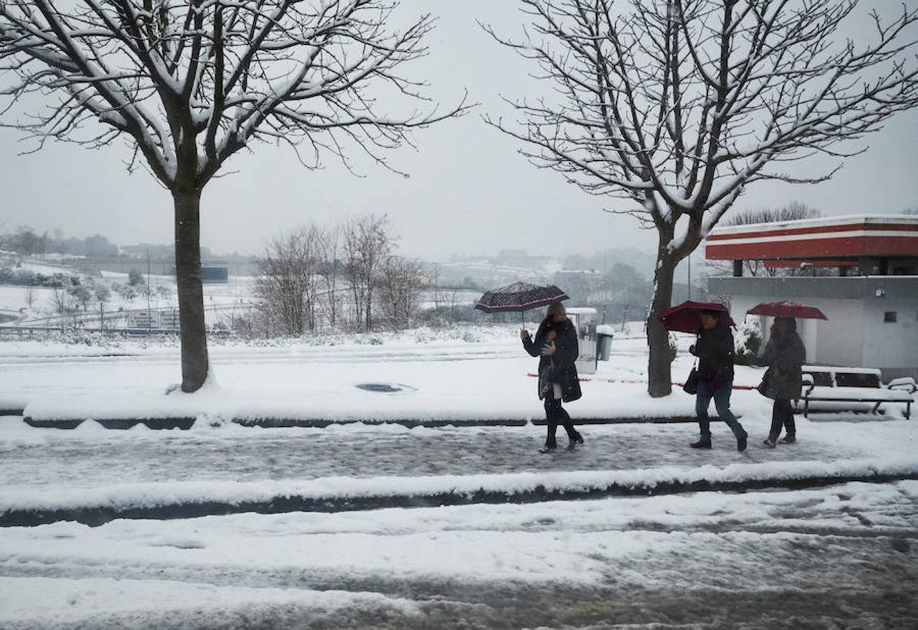 Las precipitaciones están generando severos problemas de circulación en la ciudad
