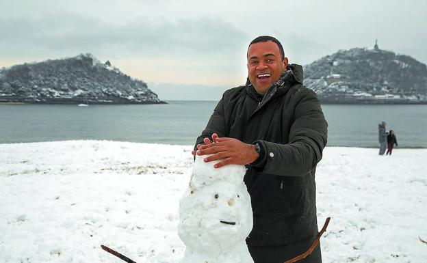 Manuel Soto nunca había pisado la nieve. 