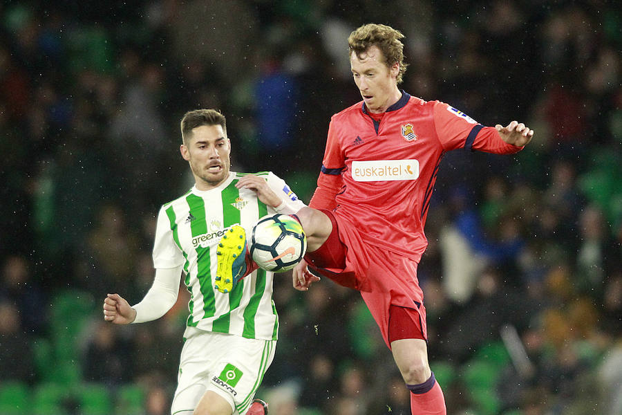 Moyá ha sido uno de los protagonistas del Betis - Real Sociedad con su debut como portero txuri-urdin
