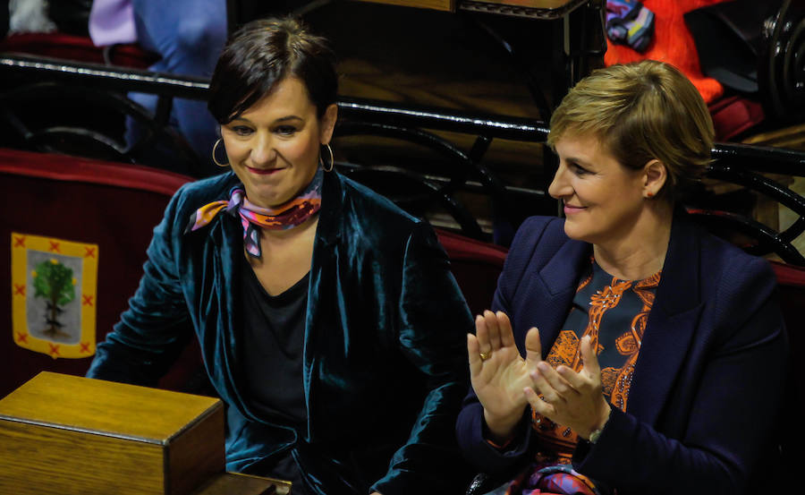 La casa de Juntas de Gernika acoge la segunda asamblea extraordinaria de mujeres electas para denunciar los techos de cristal a los que se enfrentan las mujeres.