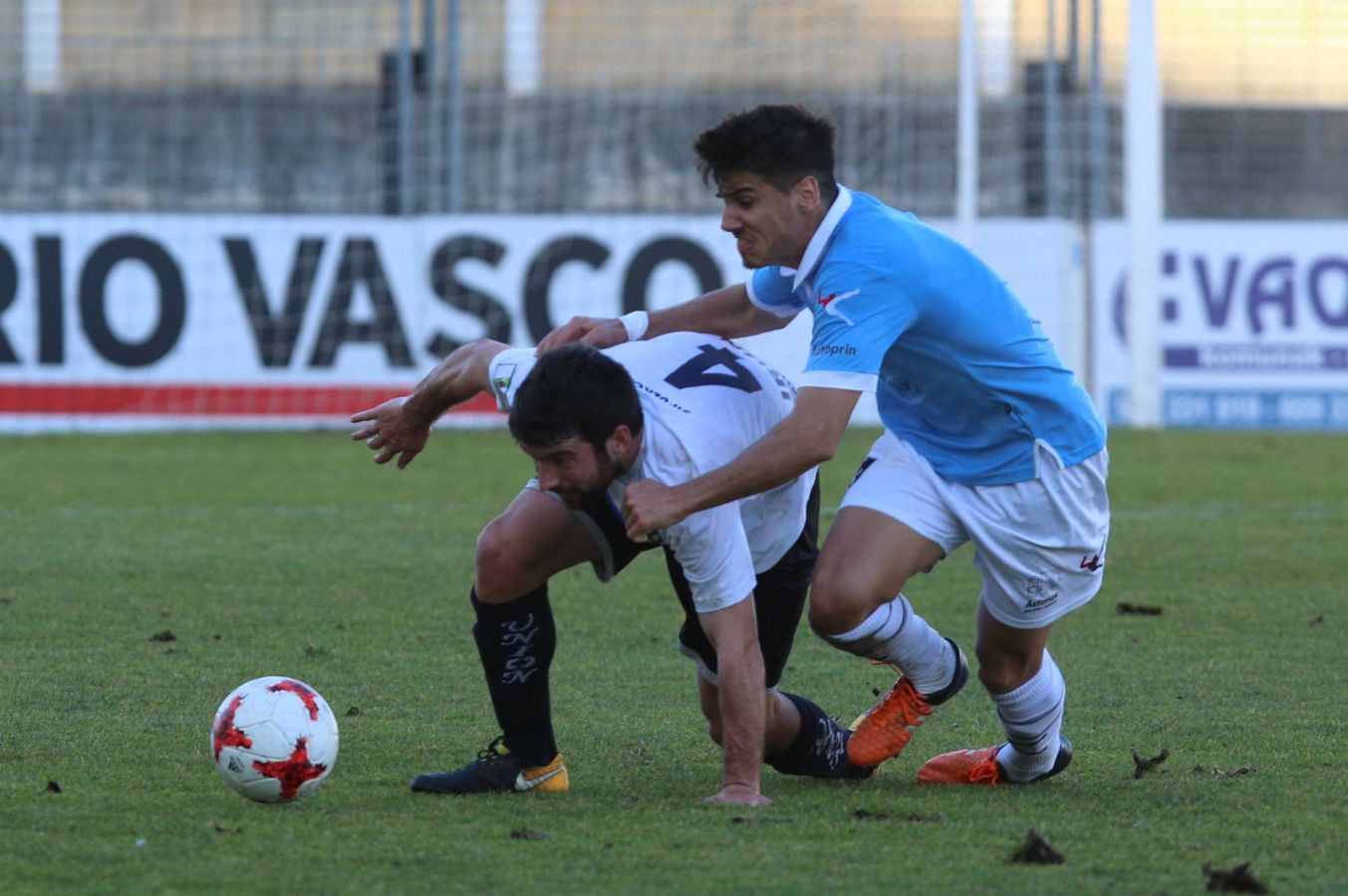 Fotos: El Real Unión derrota al Lealtad (3-1)