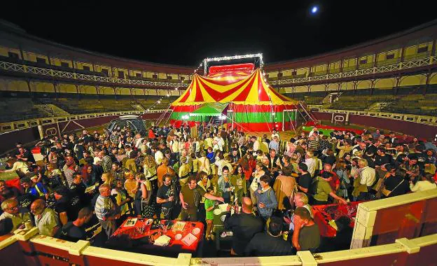 Tras el parón de los carnavales y las obras del espacio, la carpa de Gure Zirkua permanecerá en la plaza de toros hasta junio y realizará una gira los meses de verano.