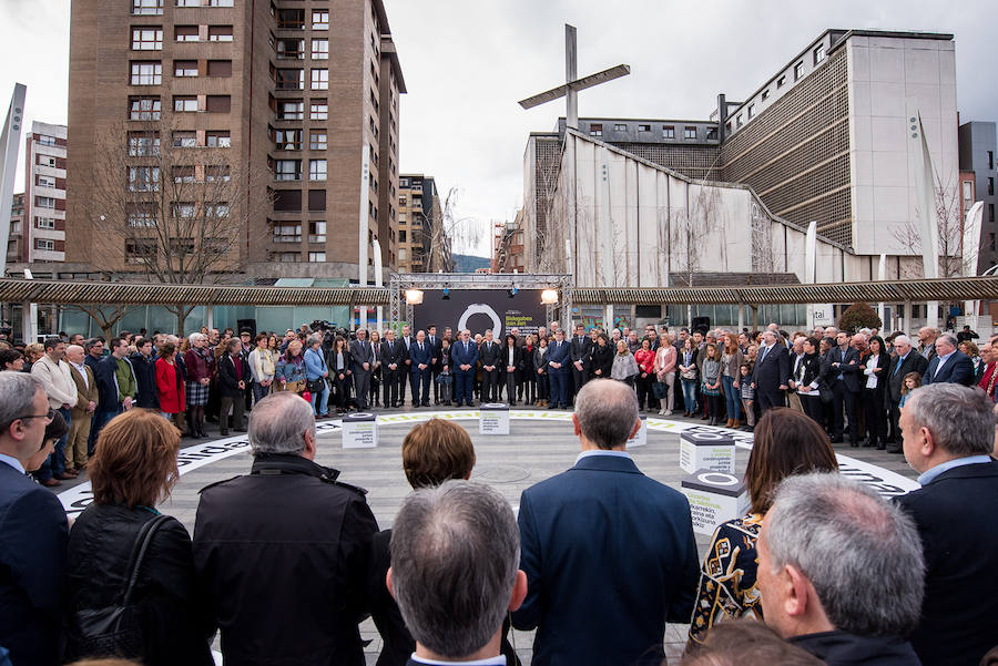 El lehendakari ha cerrado esta mañana en Bilbao el acto que se ha celebrado con motivo del Día Europeo de las Víctimas del Terrorismo