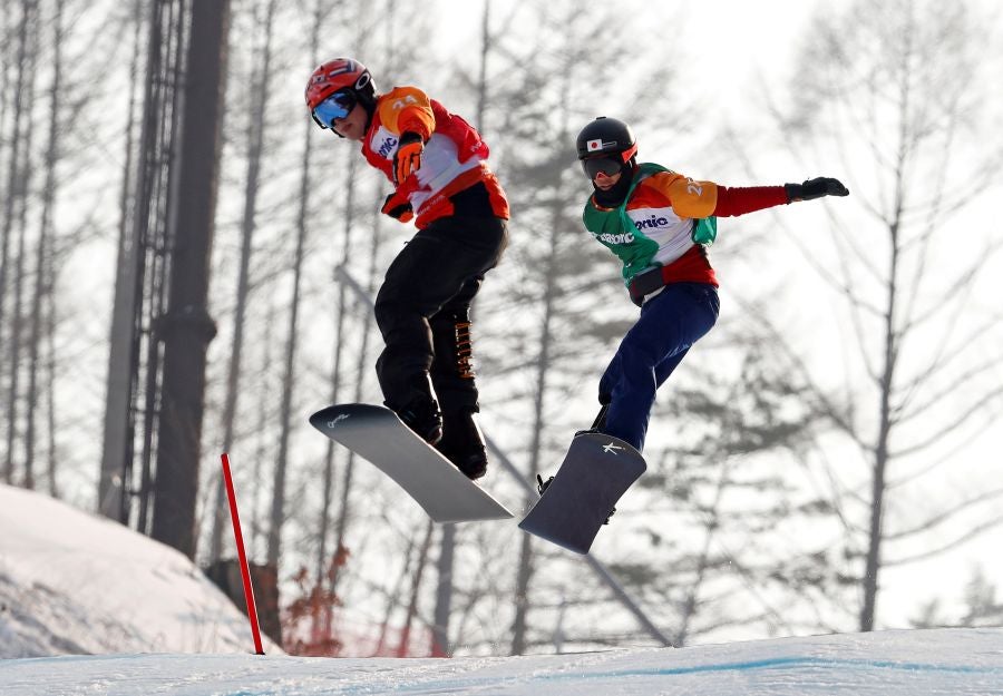 Este fin de semana ha habido pruebas de hockey hielo, curling, snowboard y esquí de fondo. 