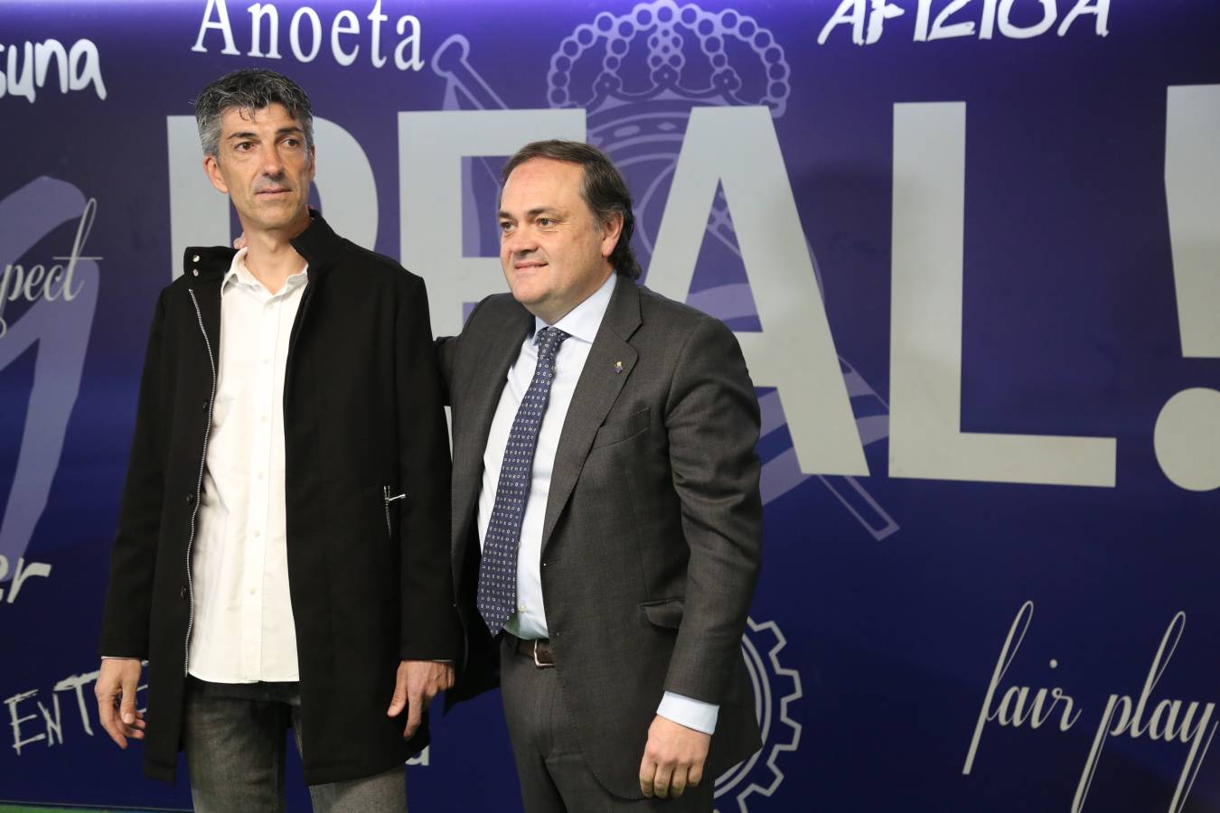 Imanol Alguacil ha sido presentado como nuevo entrenador de la Real Sociedad, sustituyendo de este modo a Eusebio Sacristán. Mikel Labaka será su segundo entrenador.