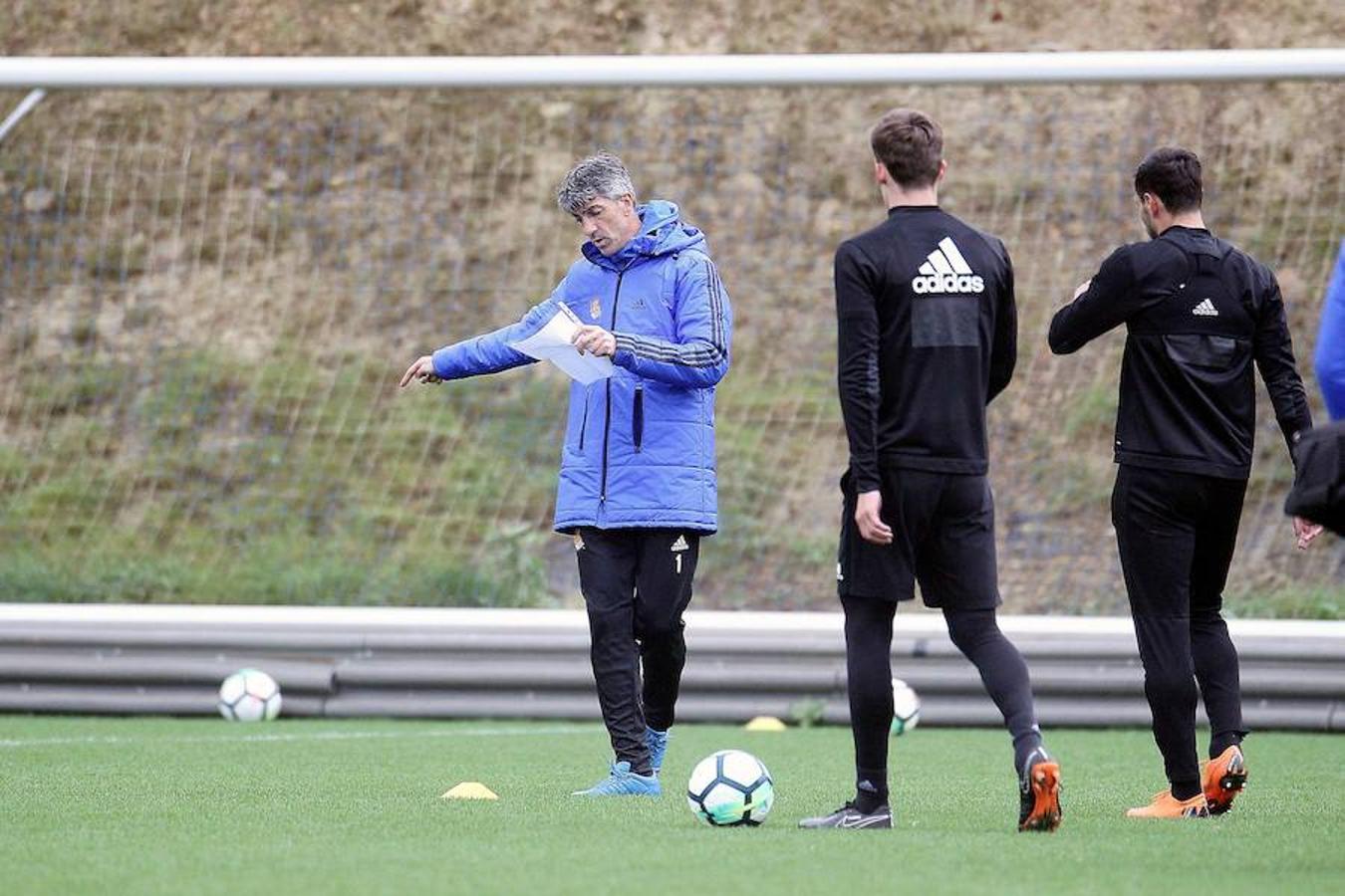 Eusebio y Loren han acudido a las instalaciones antes de la sesión para despedirse de la plantilla