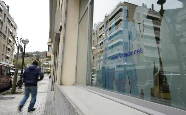 Una oficina de Lanbide en San Sebastián. 