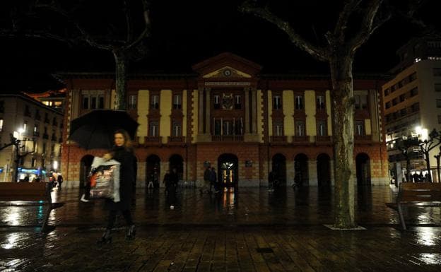El Ayuntamiento de Eibar ya se sumó el año pasado a 'La hora del planeta'. 