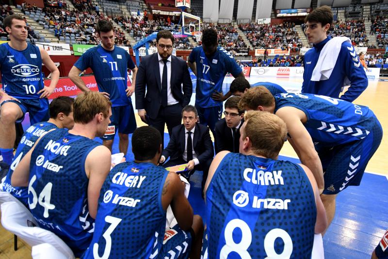 El Baskonia se lleva la victoria, 72-84. Los alaveses hacen valer su calidad para imponerse a un Gipuzkoa Basket que brilló en la primera mitad pero que tuvo que hincar la rodilla ante un rival superior.