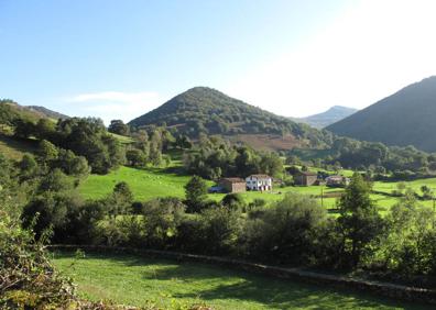 Imagen secundaria 1 - Harrikulunka, la roca que mece el viento en Elizondo