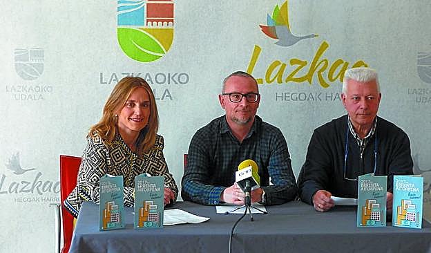 Presentación de la campaña a cargo de los tres ediles. 