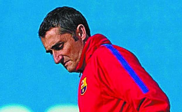 Valverde, durante el entrenamiento de ayer del Barcelona. 