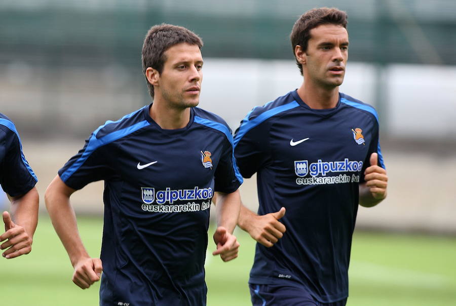 Aranburu y Prieto durante un entrenamiento en Zubieta en la temporada 2010-2011.