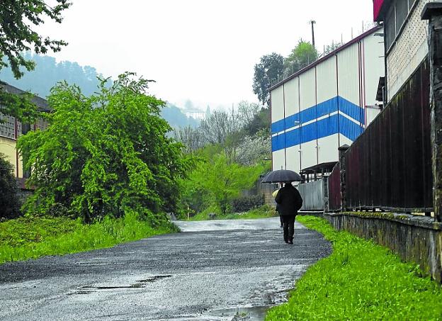 Bidegorri. Este tramo del antiguo trazado del tren, junto a Dikar, además se iluminará. 