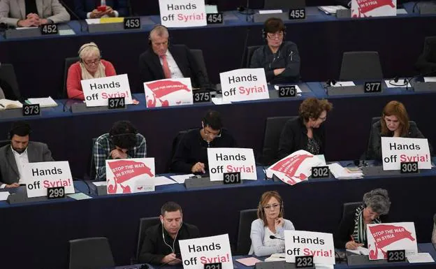 Miembros del Parlamento Europeo piden el finde la guerra. 