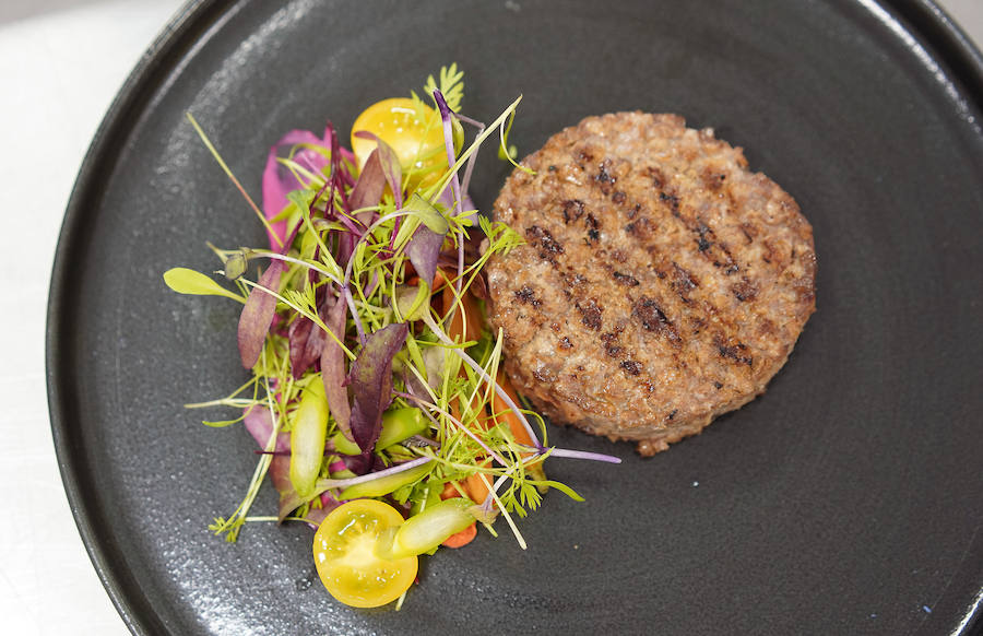 La investigación para la salud y la sostenibilidad, la innovación o el emprendizaje son ya parte integral de la gastronomía, tanto que el Basque Culinary Center ha pasado a integrar la Red Vasca de Ciencia, Tenología e Innovación.