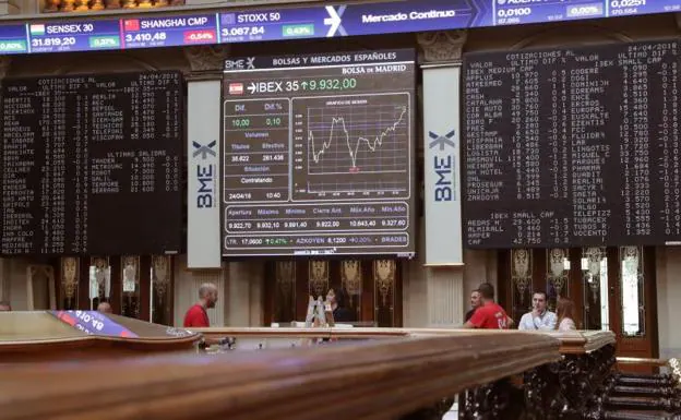 El Ibex-35 mantiene los 9.800 pese a la corrección motivada por los bonos