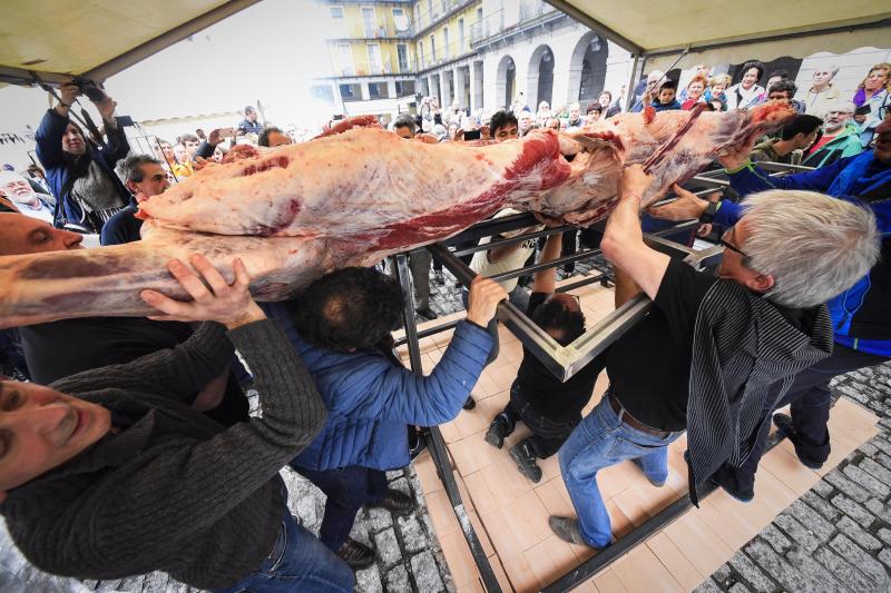 Fotos: Tolosa rinde homenaje a la carne a la brasa