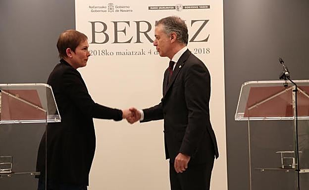 Uxue Barkos e Iñigo Urkullu, este viernes en Bertiz. 